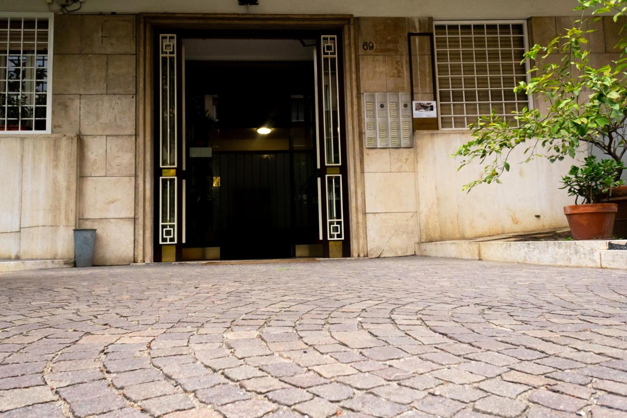 Appartement Ermete San Pietro House à Rome Extérieur photo